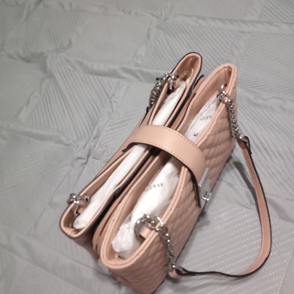 FACTORY CEDAR GUESS HANDBAG. ROSE COLOR - Picture 7 of 9